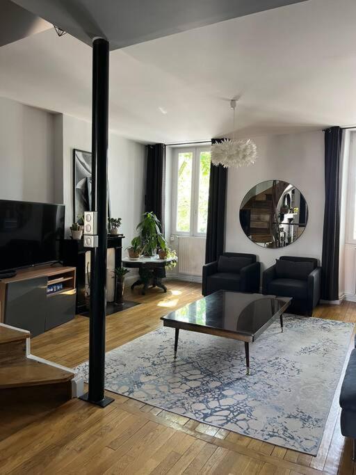 Duplex De Charme En Centre Ville Avec Terrasse بريف لا غايلارد المظهر الخارجي الصورة